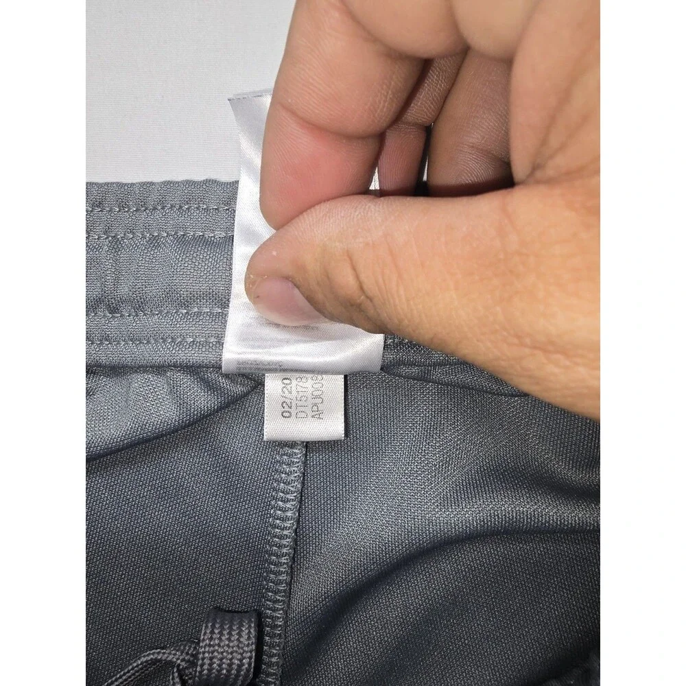 Adidas Kids Gray Joggers with White Accents Size XL-Y